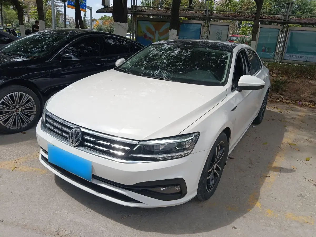 2021 Volkswagen Lamando 1.4T 150HP L4 7DCT