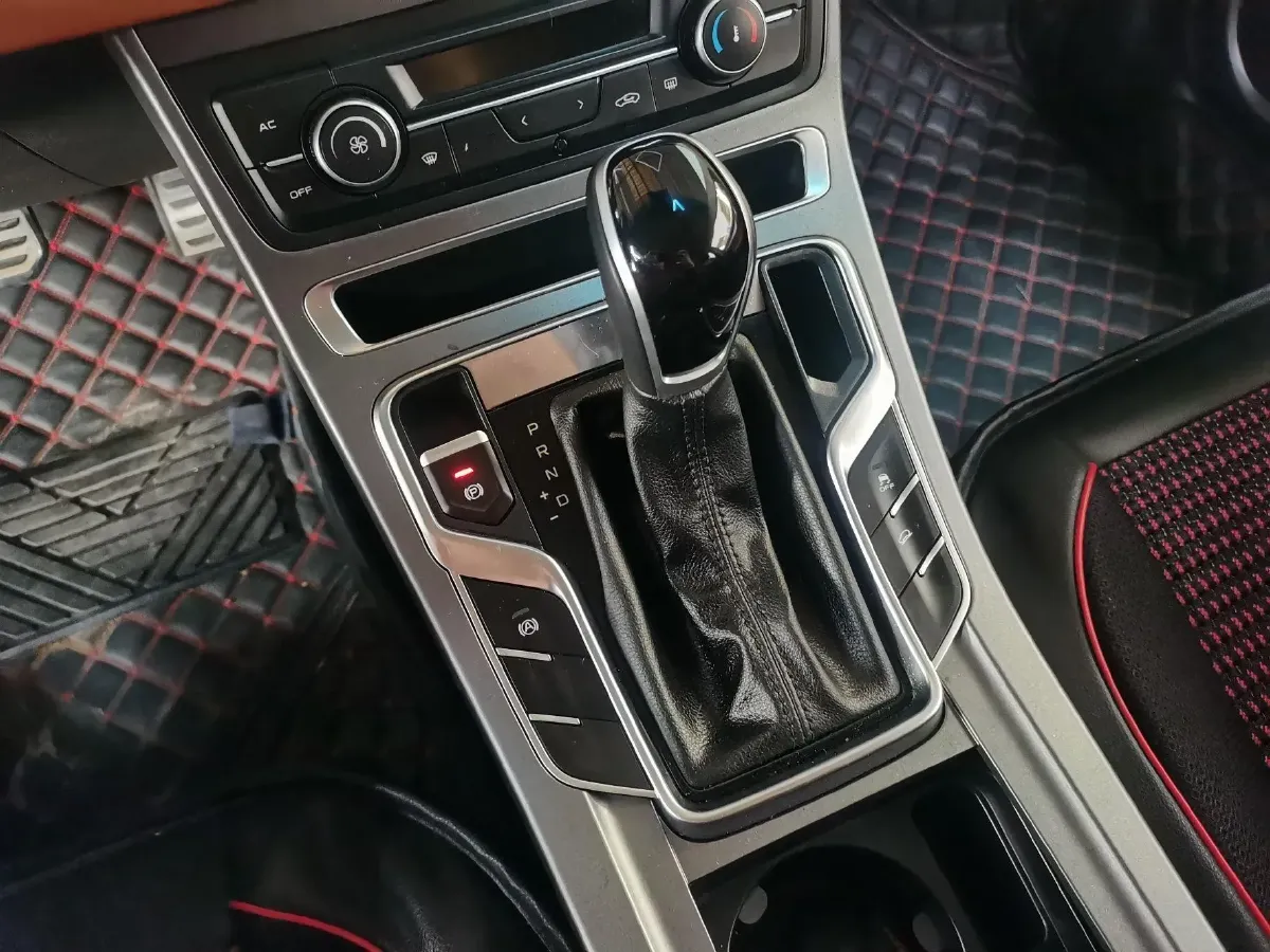 2018 Geely Vision S1 1.5L 109HP L4 CVT,autocango,china used car exporter,china ev exporter,chinese used car exporter,chinese used ev exporter