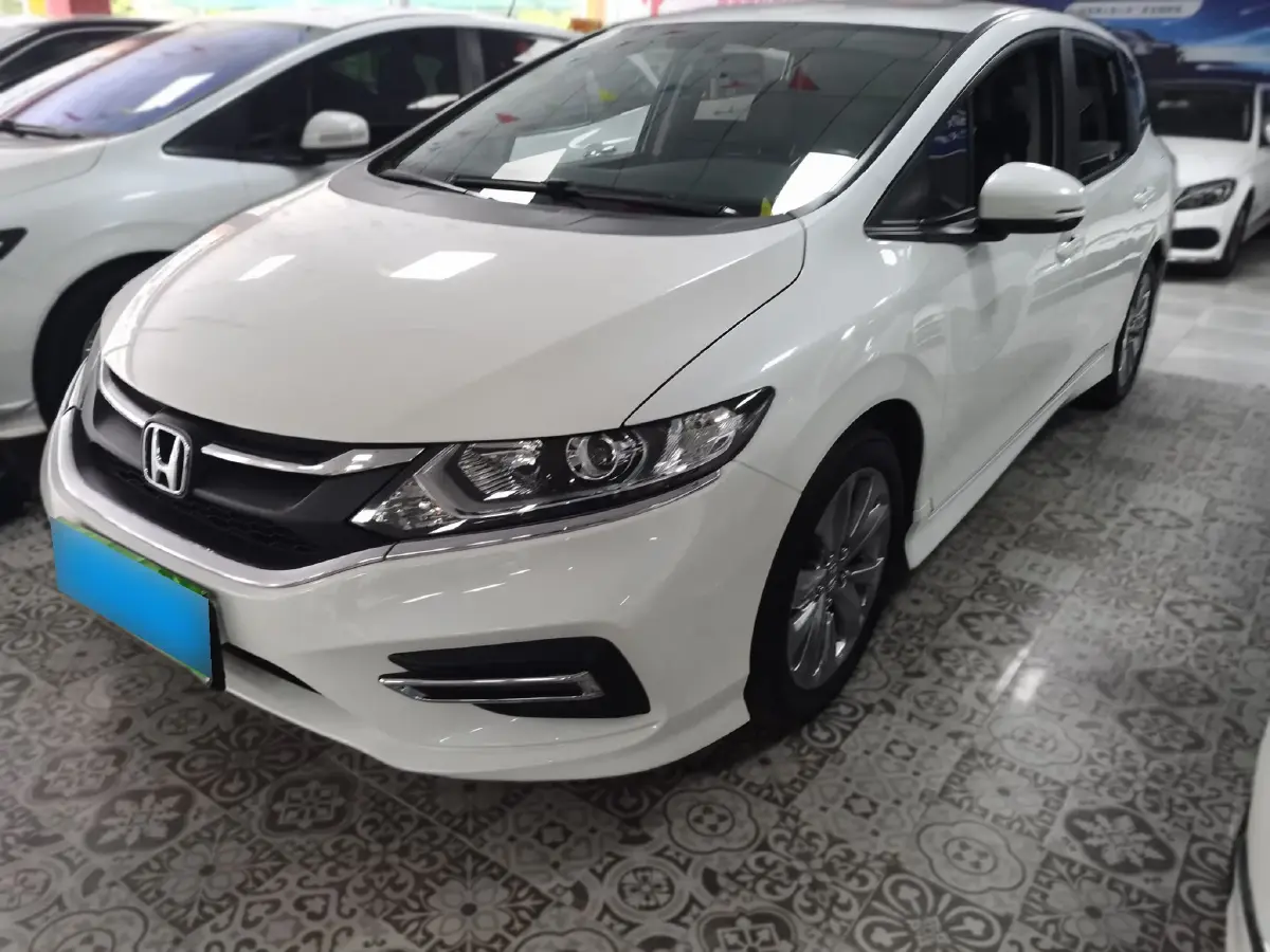 2017 Honda Jade 1.8L 141HP L4 5AT