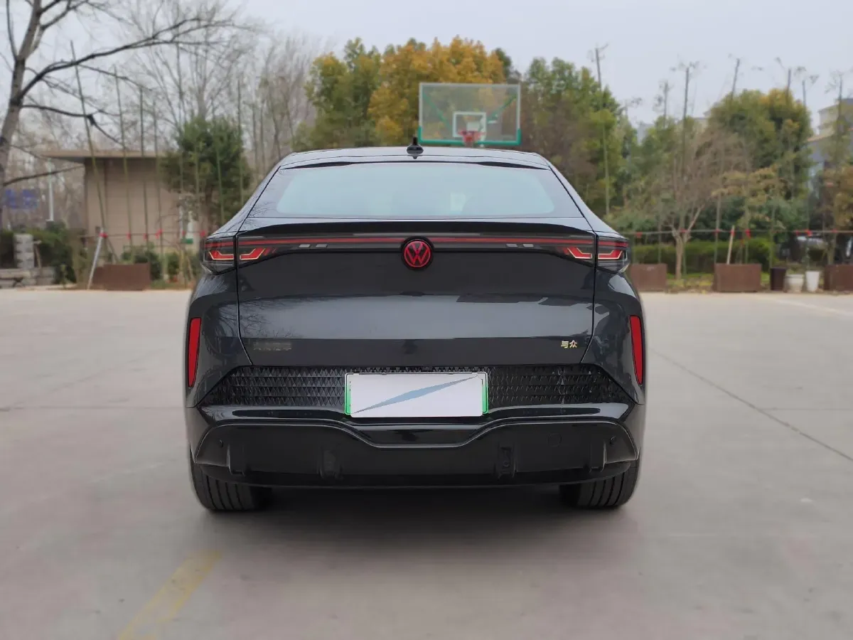 2024 Volkswagen ID.UNYX BEV 80.2KWH,autocango,china used car exporter,china ev exporter,chinese used car exporter,chinese used ev exporter