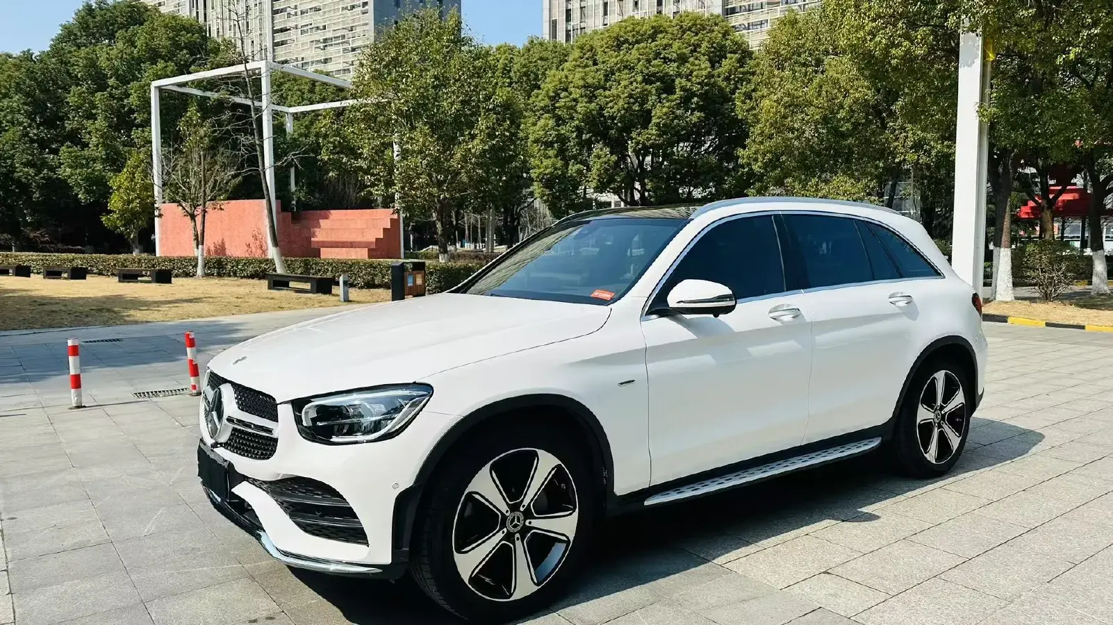2022 Mercedes-Benz GLC Class 2.0T 258HP L4 9AT