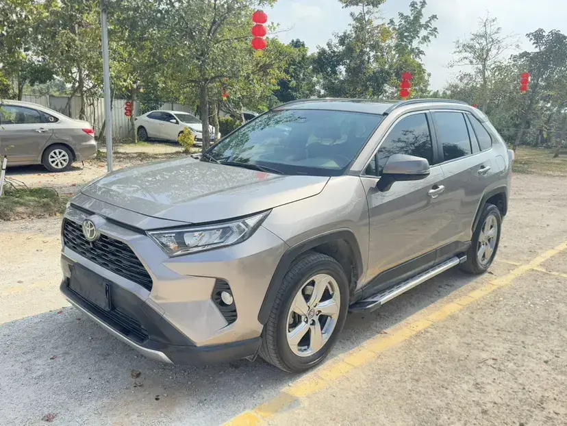 2020 Toyota RAV4 2.0L 171HP L4 CVT
