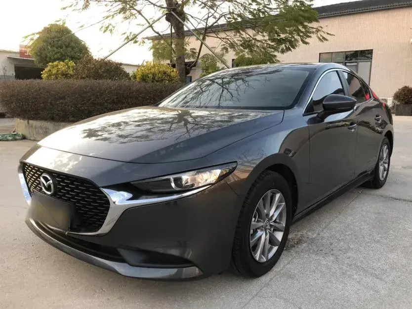2022 Mazda 3 Axela 2.0L 158HP L4 6AT