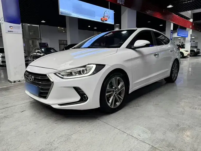 2016 Hyundai Elantra 1.6L 130HP L4 6AT