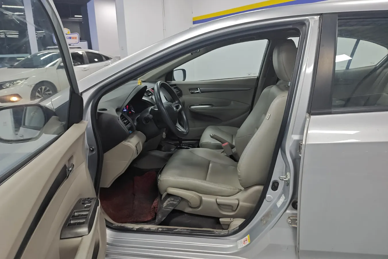 2012 Honda City Classic 1.5L 120HP L4 5AT,autocango,china used car exporter,china ev exporter,chinese used car exporter,chinese used ev exporter