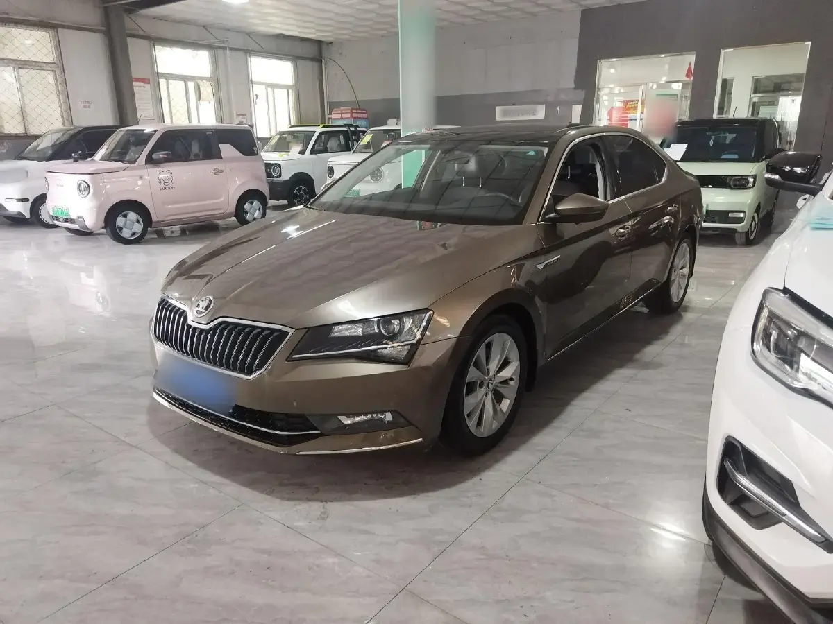 2016 Skoda Superb 1.4T 150HP L4 7DCT