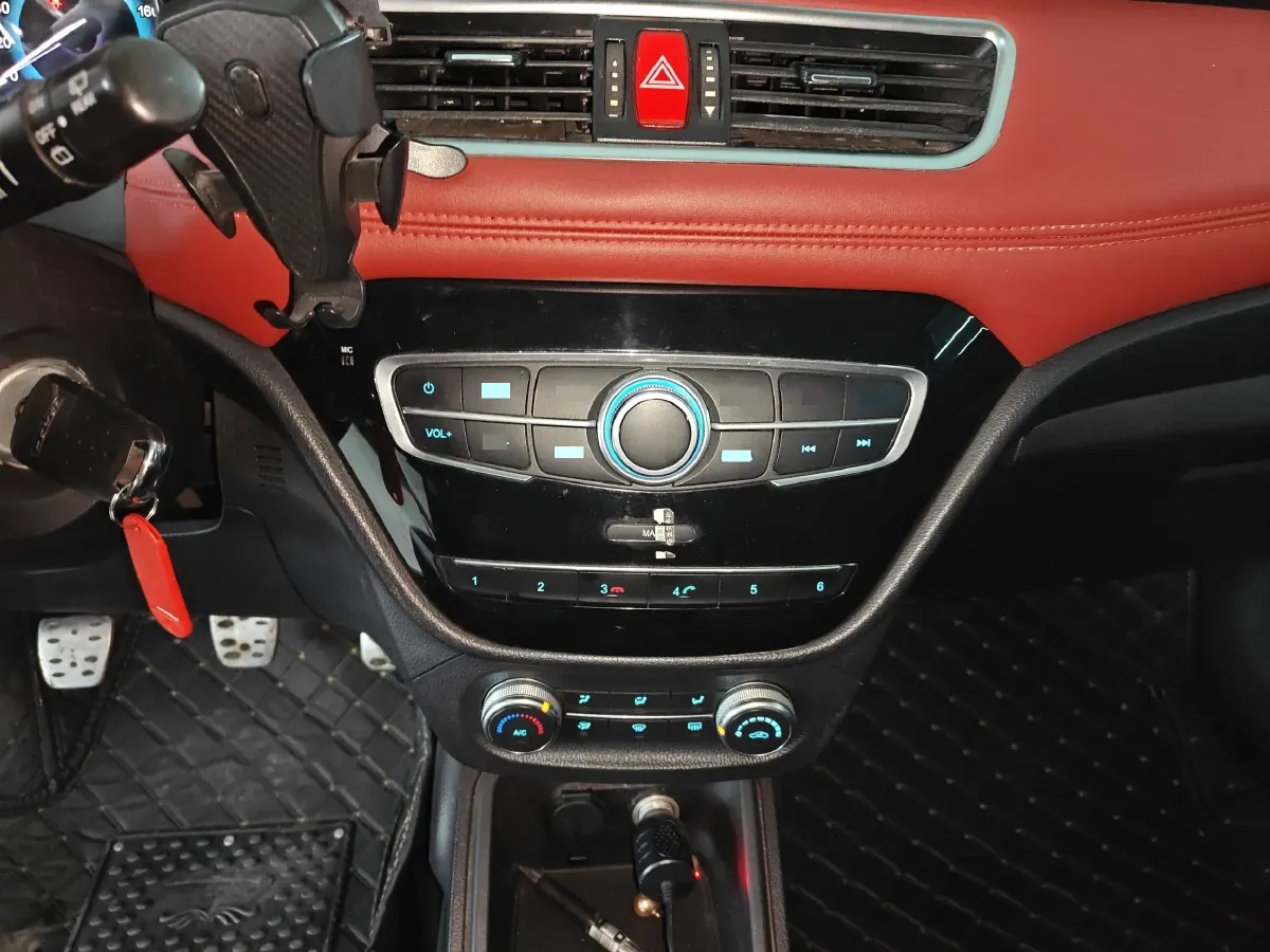 2015 Haval H1 1.5L 106HP L4 5MT,autocango,china used car exporter,china ev exporter,chinese used car exporter,chinese used ev exporter