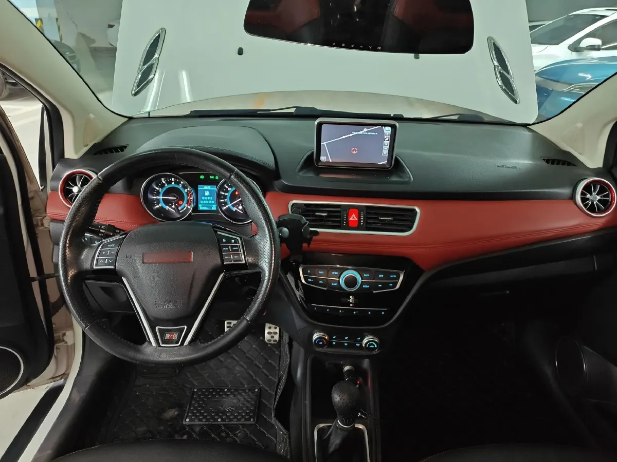 2015 Haval H1 1.5L 106HP L4 5MT,autocango,china used car exporter,china ev exporter,chinese used car exporter,chinese used ev exporter