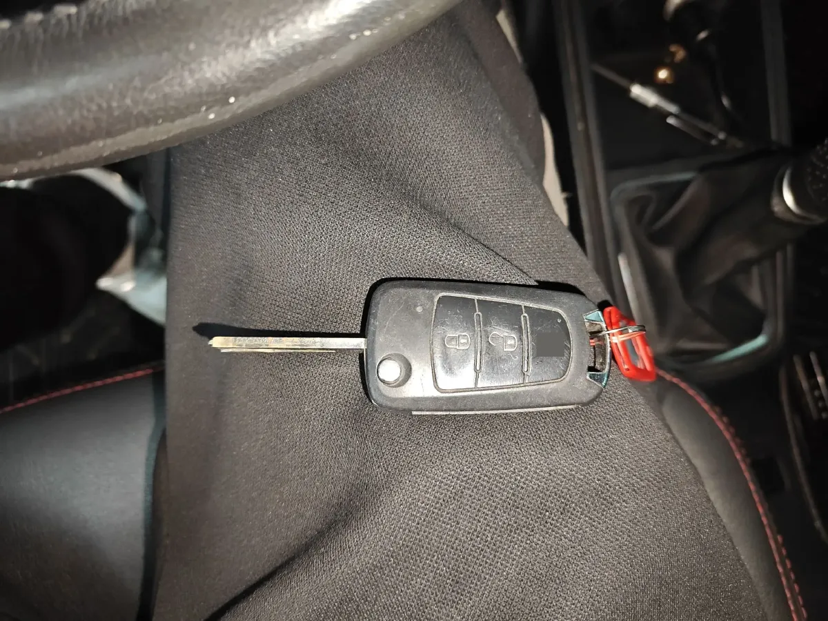 2015 Haval H1 1.5L 106HP L4 5MT,autocango,china used car exporter,china ev exporter,chinese used car exporter,chinese used ev exporter