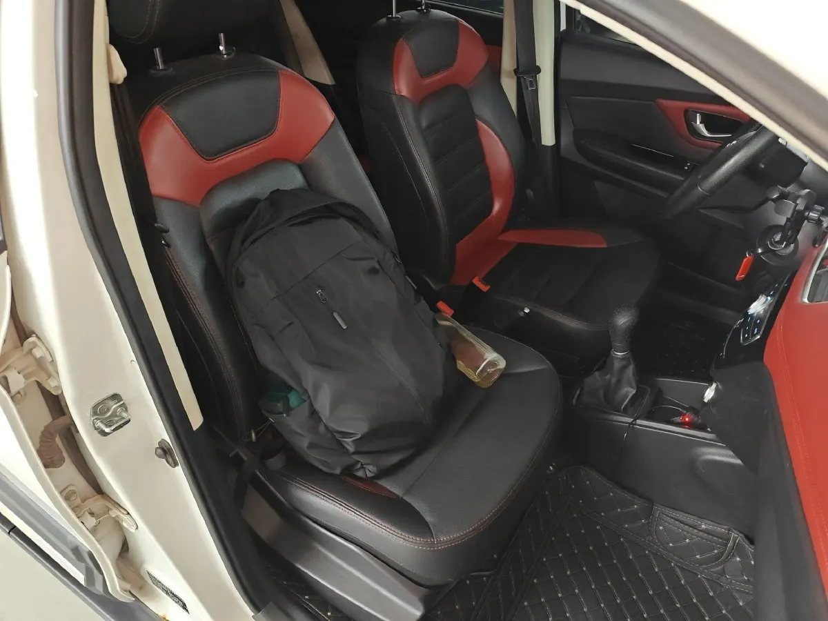 2015 Haval H1 1.5L 106HP L4 5MT,autocango,china used car exporter,china ev exporter,chinese used car exporter,chinese used ev exporter