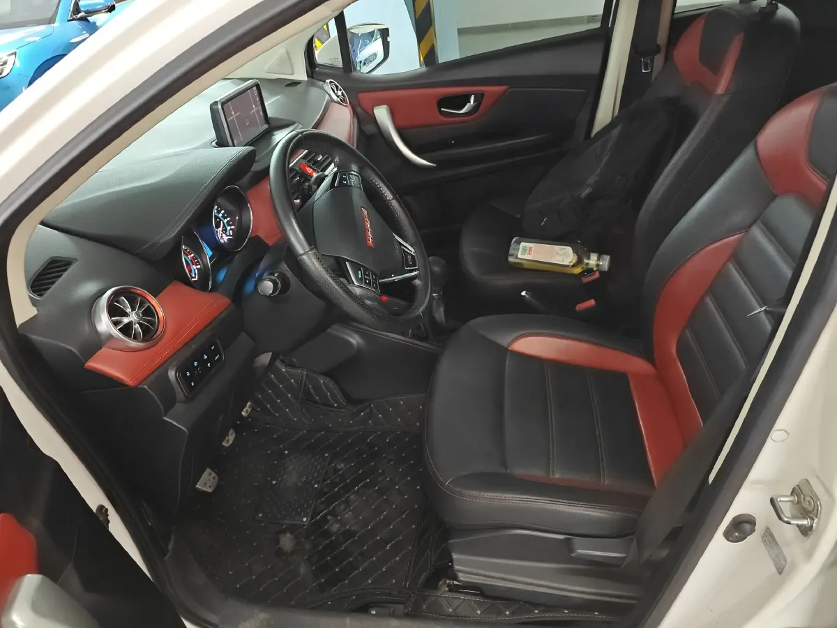 2015 Haval H1 1.5L 106HP L4 5MT,autocango,china used car exporter,china ev exporter,chinese used car exporter,chinese used ev exporter