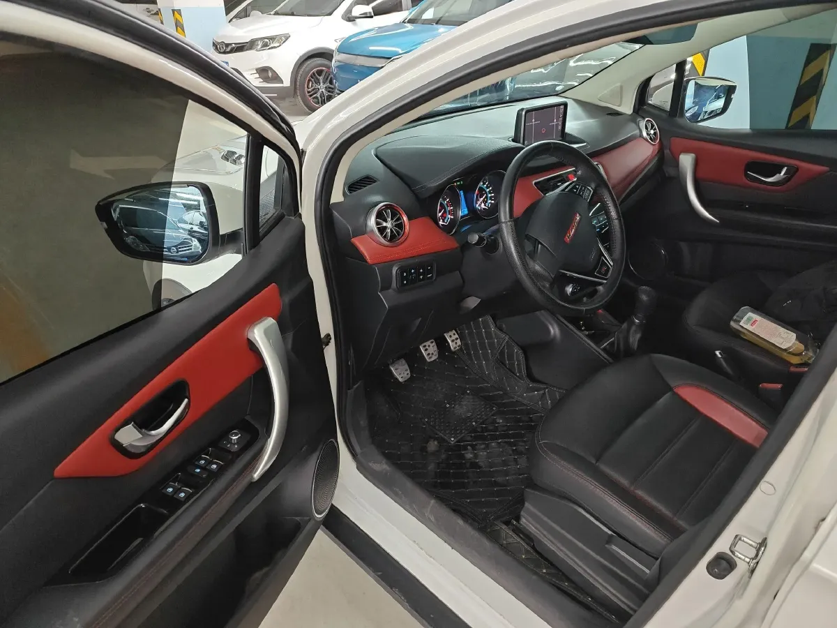 2015 Haval H1 1.5L 106HP L4 5MT,autocango,china used car exporter,china ev exporter,chinese used car exporter,chinese used ev exporter