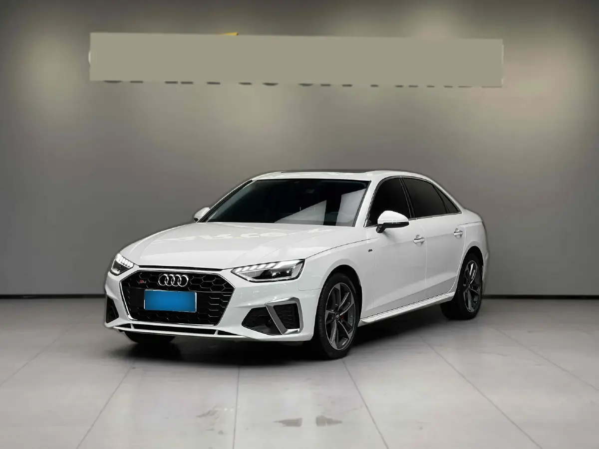 2022 Audi A4L 2.0T 190HP L4 7DCT