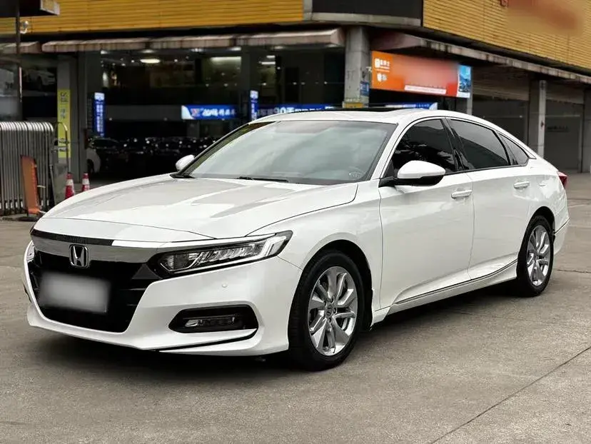 2018 Honda Accord 1.5T 194HP L4 CVT