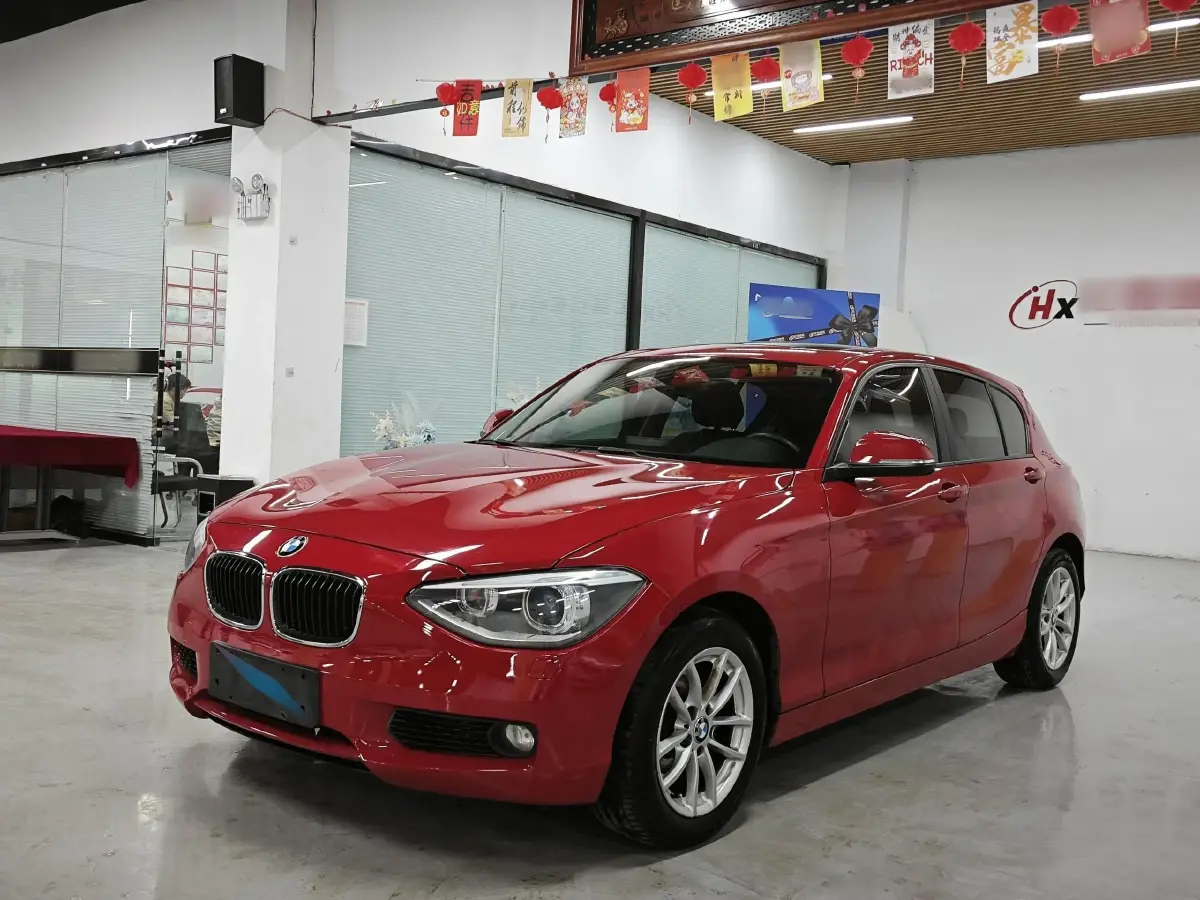 2013 BMW 1 Series 1.6T 170HP L4 8AT