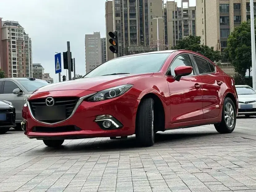 2016 Mazda 3 Axela 1.5L 117HP L4 6AT