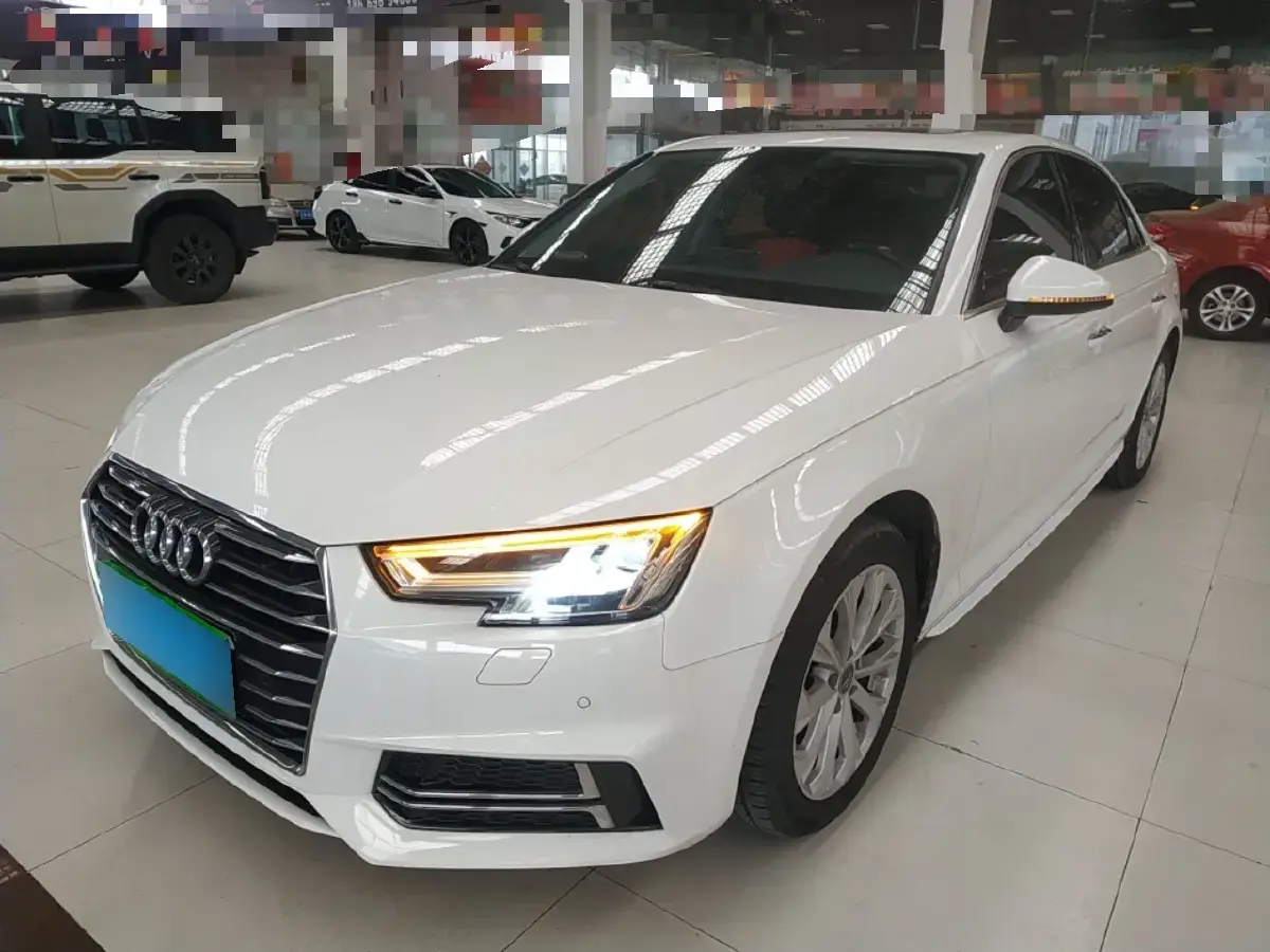 2019 Audi A4L 2.0T 190HP L4 7DCT