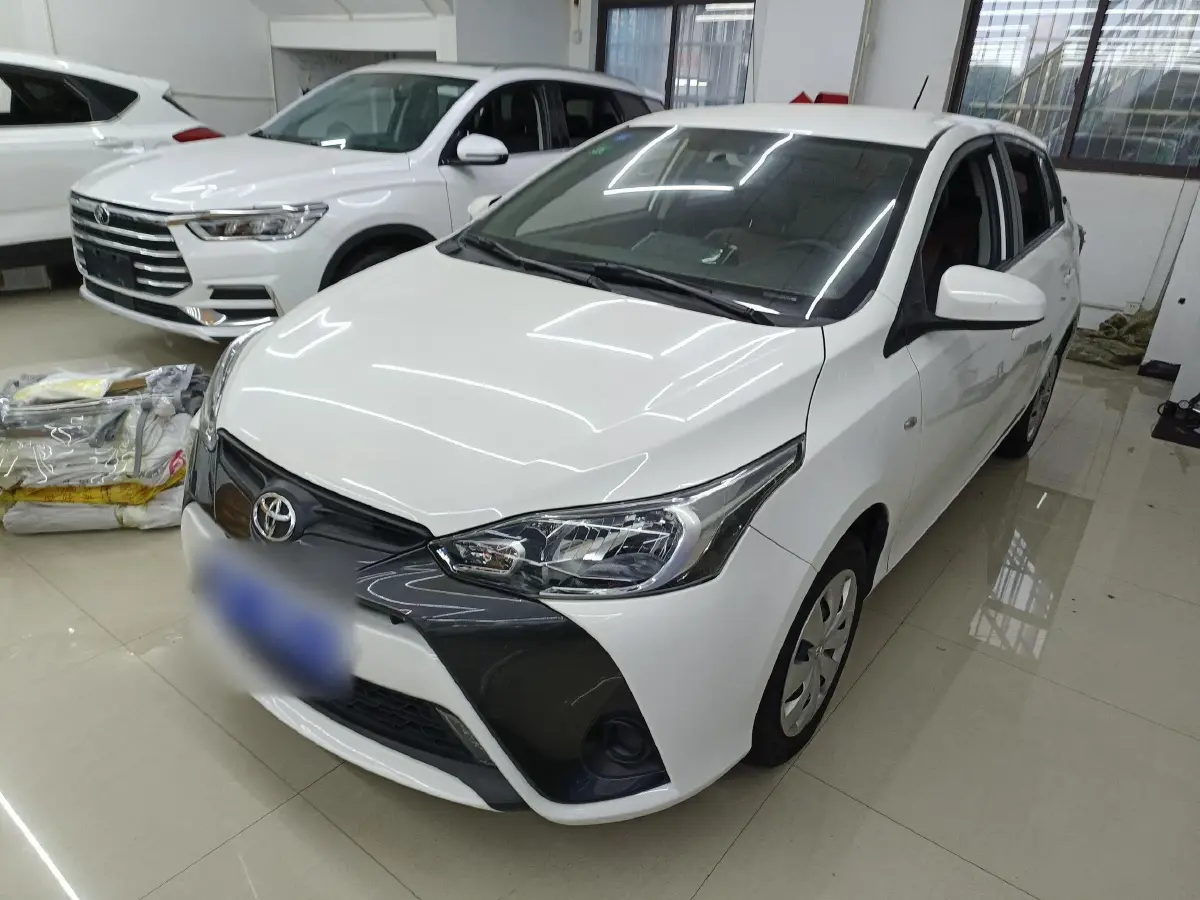 2019 Toyota Yaris L 1.5L 110HP L4 CVT