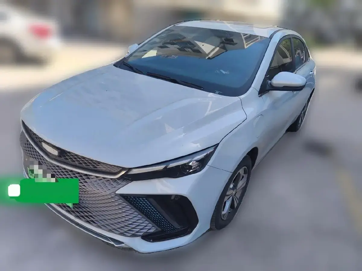 2022 Geely Emgrand L HiP 1.5T 181HP L4 3DHT PHEV 15.5KWH