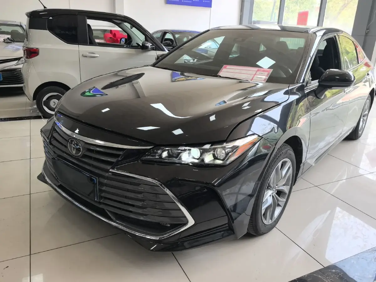 2021 Toyota Avalon 2.5L 209HP L4 8AT