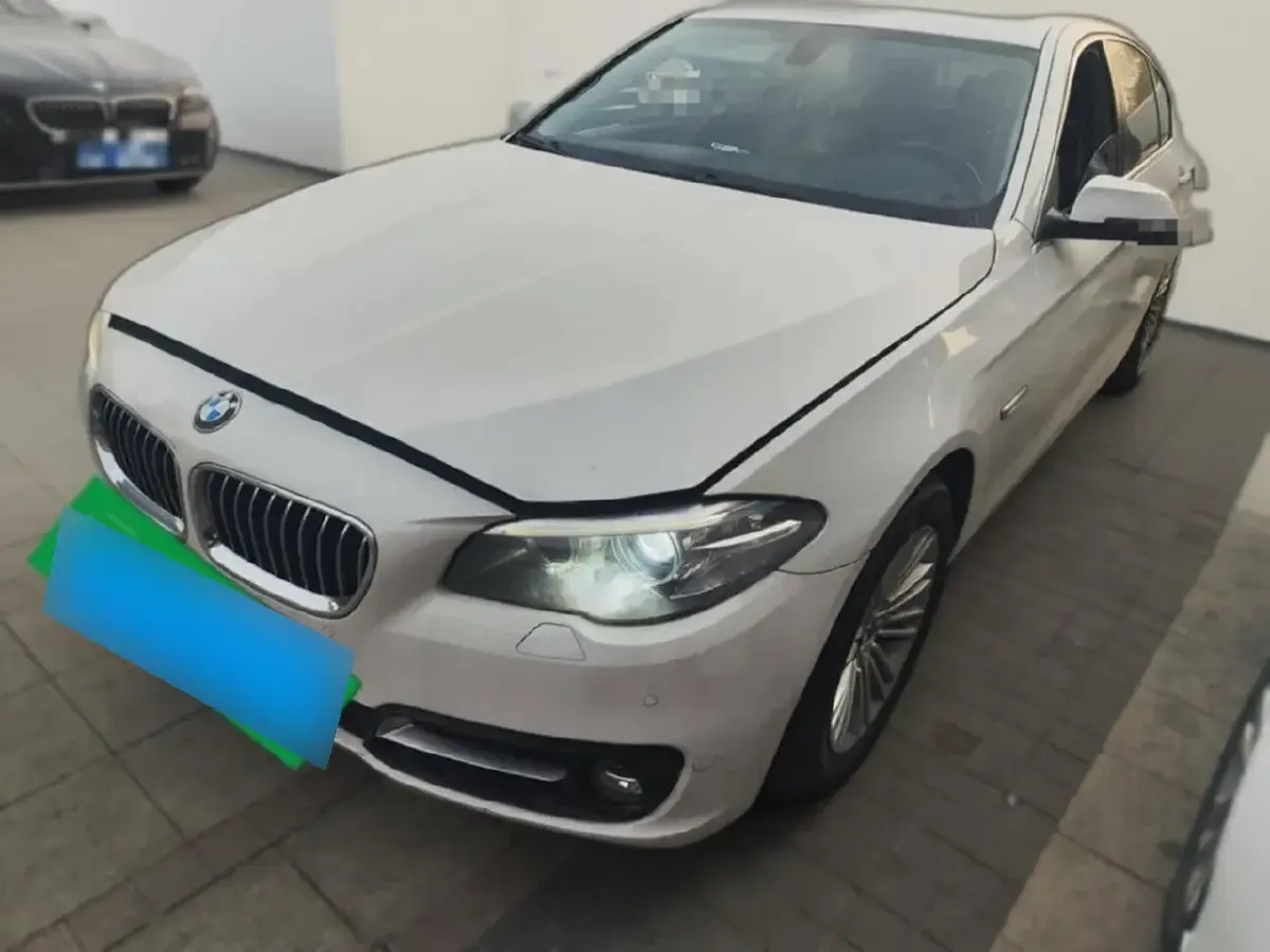 2014 BMW 5 Series 2.0T 218HP L4 8AT