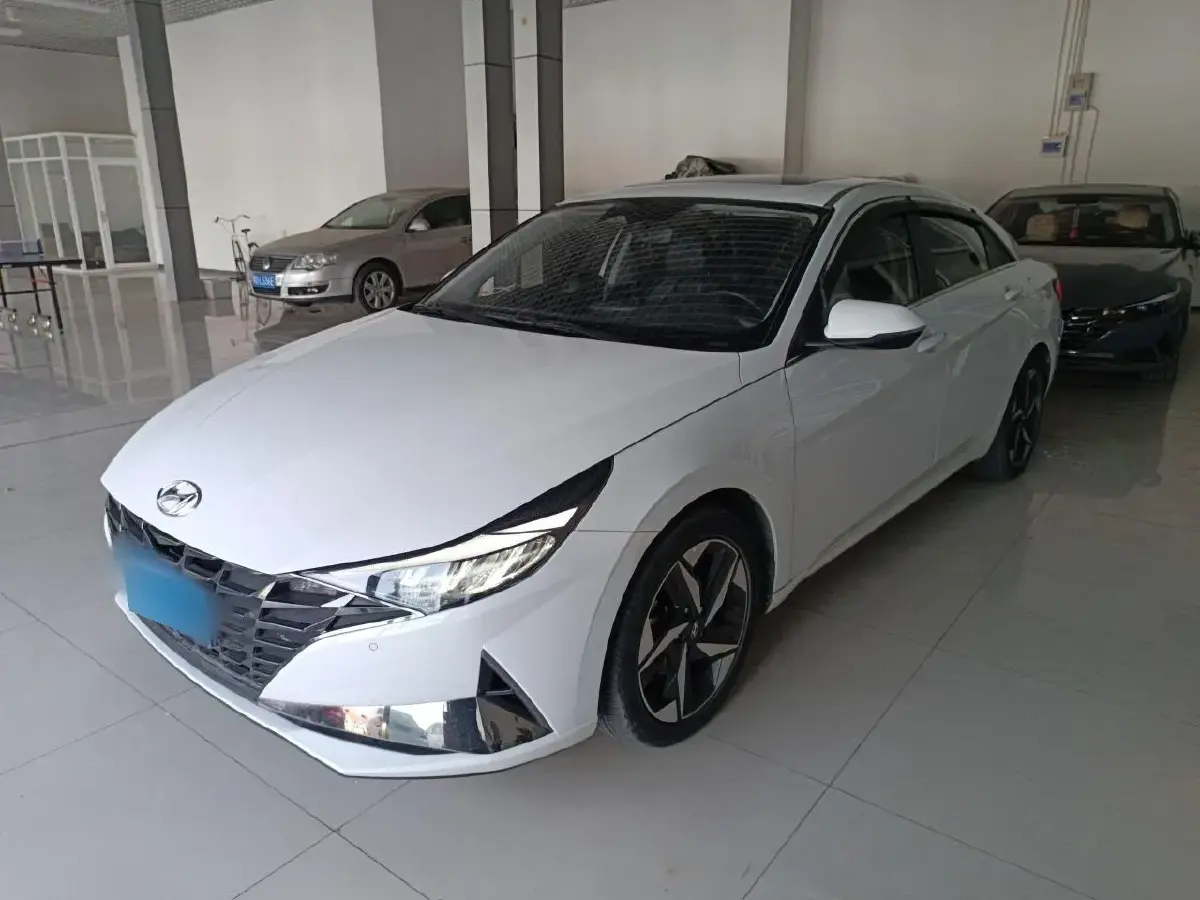 2021 Hyundai Elantra 1.5L 115HP L4 CVT