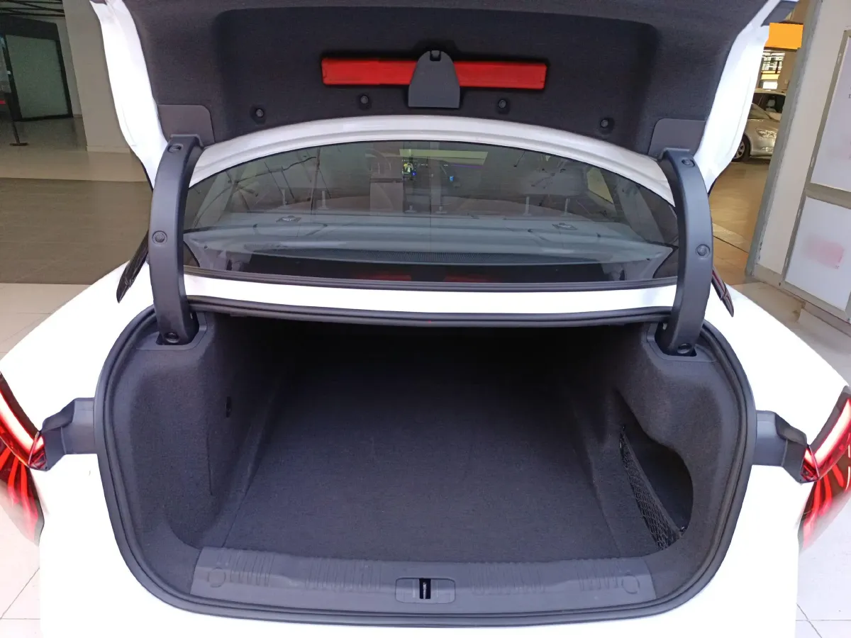 2024 HongQi EH7 BEV 85KWH,autocango,china used car exporter,china ev exporter,chinese used car exporter,chinese used ev exporter