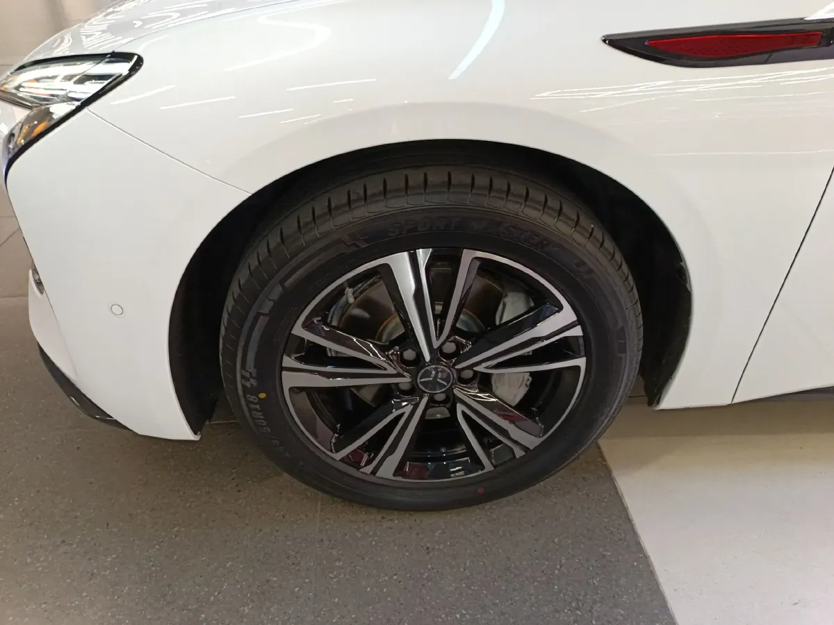 2024 HongQi EH7 BEV 85KWH,autocango,china used car exporter,china ev exporter,chinese used car exporter,chinese used ev exporter