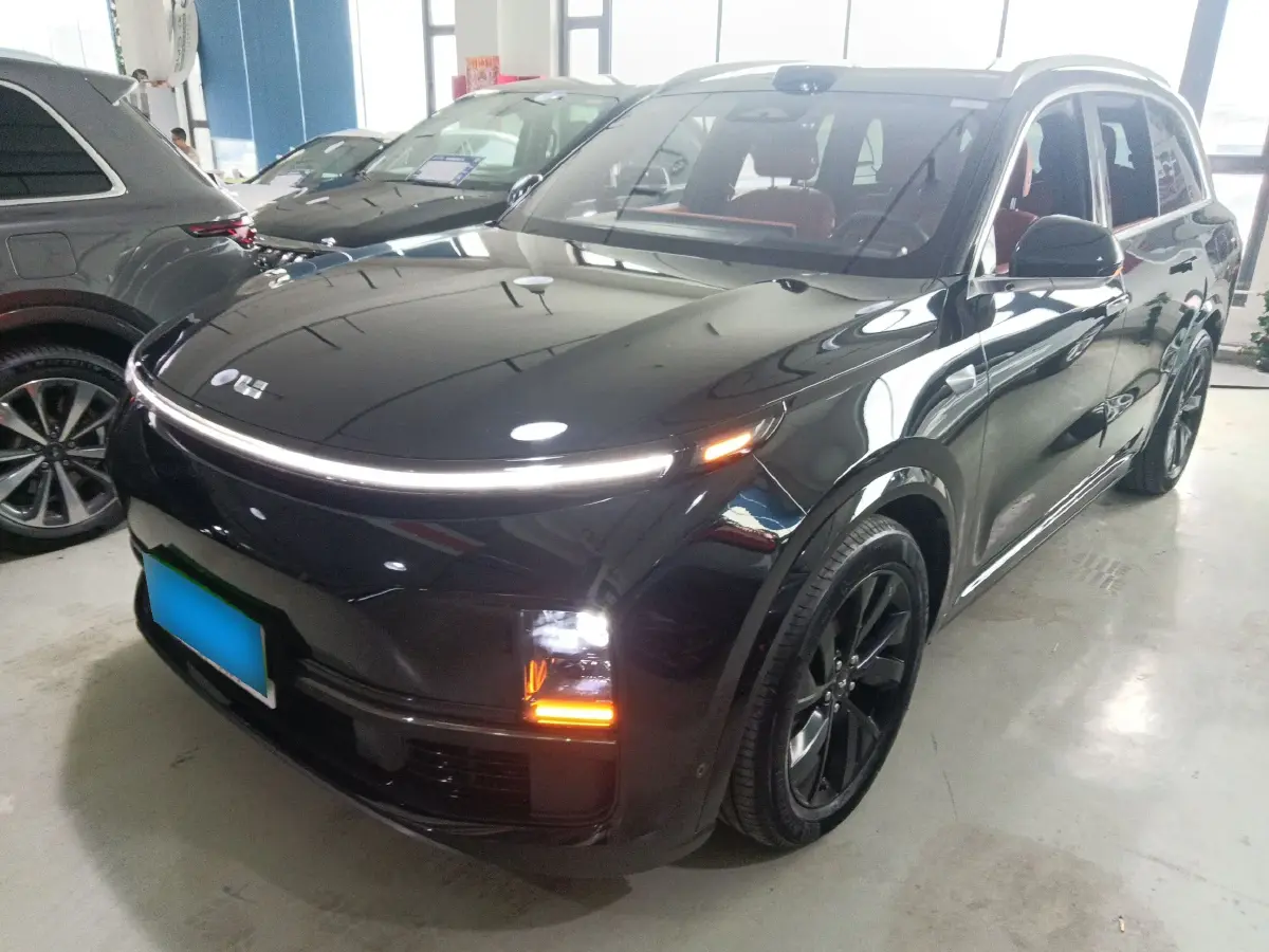 2023 Li L8 Range Extended 154HP REEV 40.9KWH