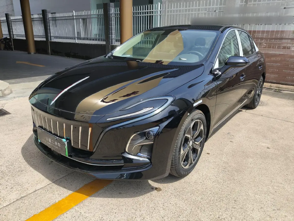 2023 HongQi E-QM5 BEV 54KWH
