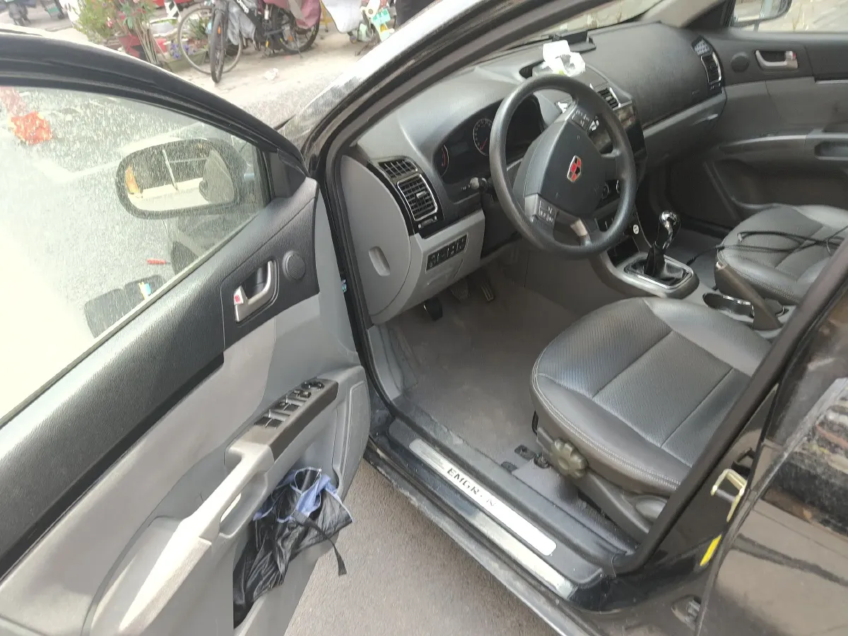 2013 Geely Emgrand Classic 1.5L 109HP L4 5MT,autocango,china used car exporter,china ev exporter,chinese used car exporter,chinese used ev exporter