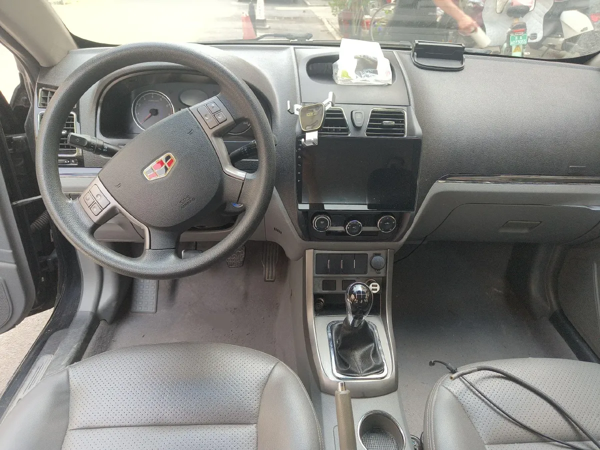 2013 Geely Emgrand Classic 1.5L 109HP L4 5MT,autocango,china used car exporter,china ev exporter,chinese used car exporter,chinese used ev exporter