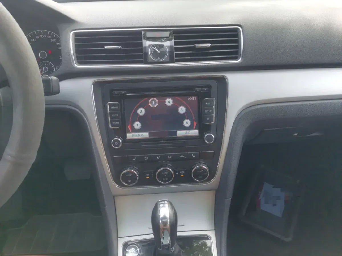 2015 Volkswagen Passat 1.8T 160HP L4 7DCT,autocango,china used car exporter,china ev exporter,chinese used car exporter,chinese used ev exporter