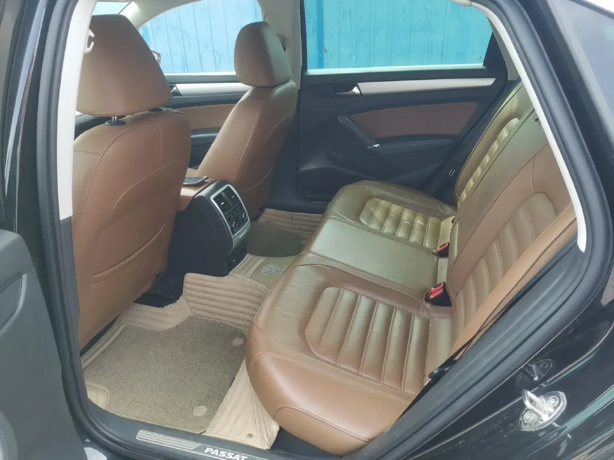 2015 Volkswagen Passat 1.8T 160HP L4 7DCT,autocango,china used car exporter,china ev exporter,chinese used car exporter,chinese used ev exporter