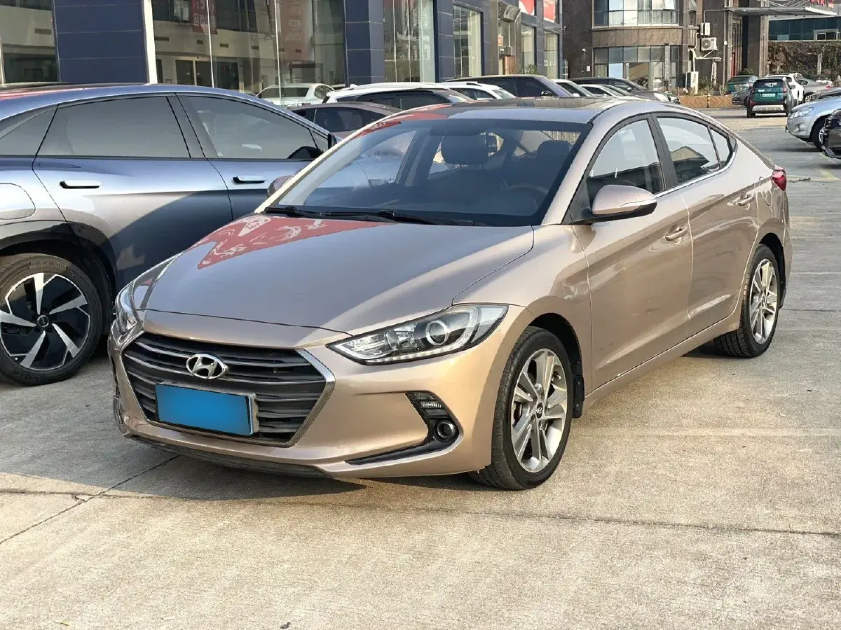 2016 Hyundai Elantra 1.6L 130HP L4 6AT