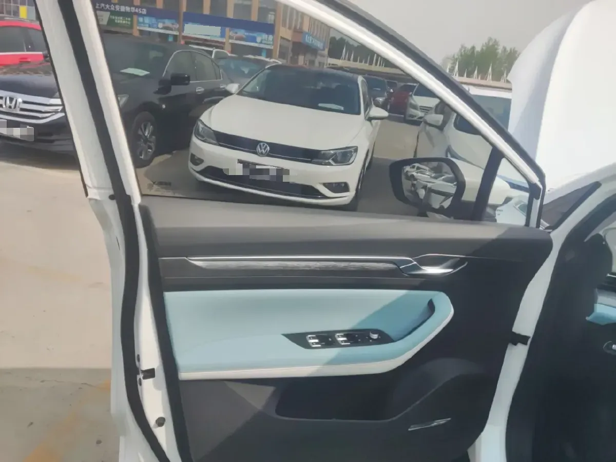 2022 Geely Emgrand S 1.4T 141HP L4 CVT,autocango,china used car exporter,china ev exporter,chinese used car exporter,chinese used ev exporter