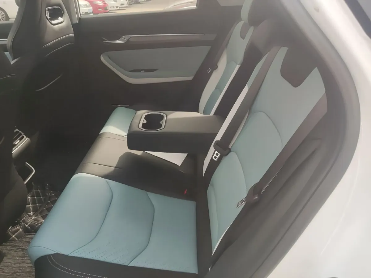 2022 Geely Emgrand S 1.4T 141HP L4 CVT,autocango,china used car exporter,china ev exporter,chinese used car exporter,chinese used ev exporter