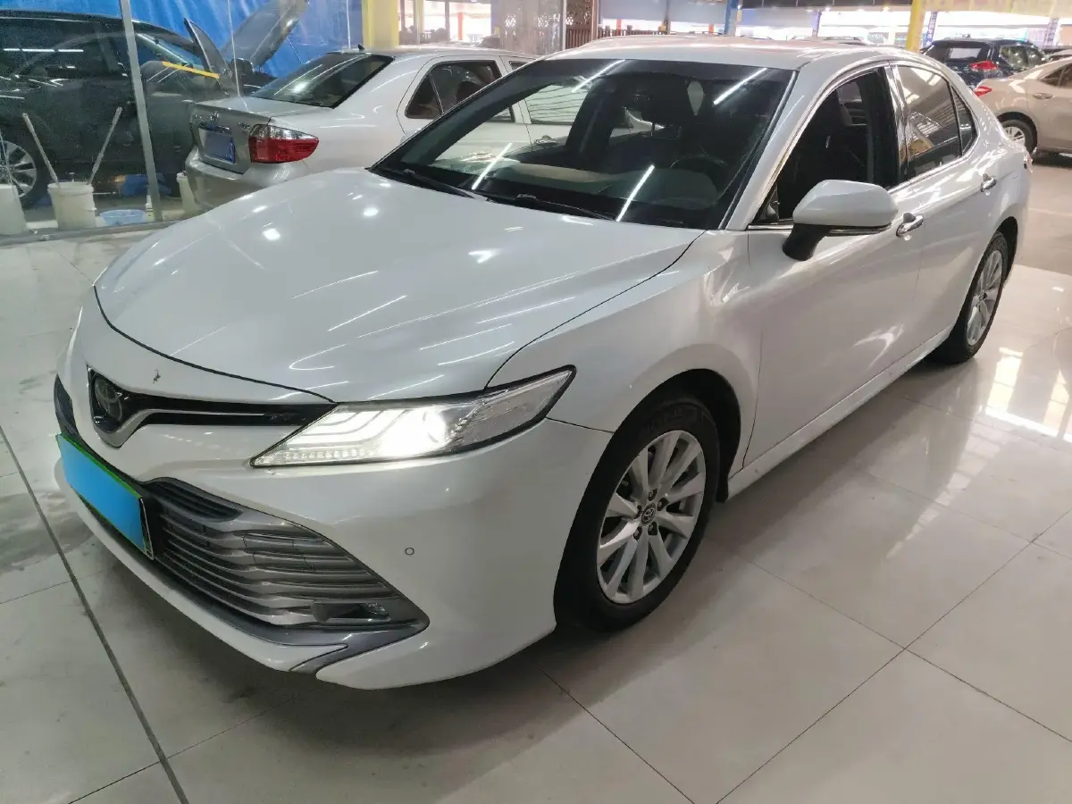 2019 Toyota Camry 2.0L 178HP L4 CVT