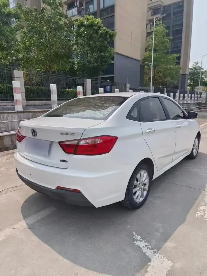 2016 ChangAn Alsvin V7 1.6L 124HP L4 4AT,autocango,china used car exporter,china ev exporter,chinese used car exporter,chinese used ev exporter
