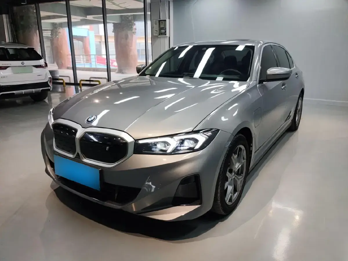 2022 BMW i3 BEV 70KWH