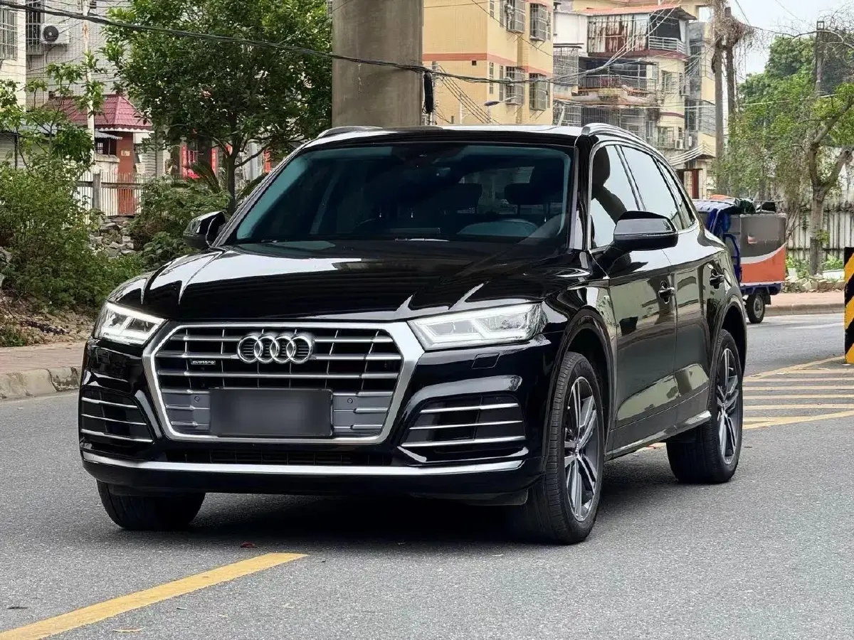 2020 Audi Q5L 2.0T 190HP L4 7DCT