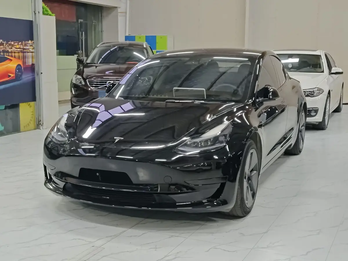 2022 Tesla Model 3 BEV 60KWH