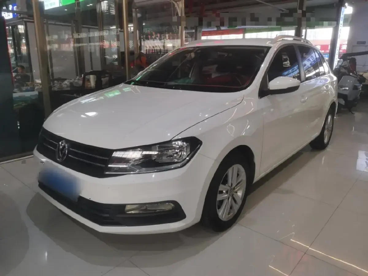 2017 Volkswagen Santana 1.6L 110HP L4 6AT