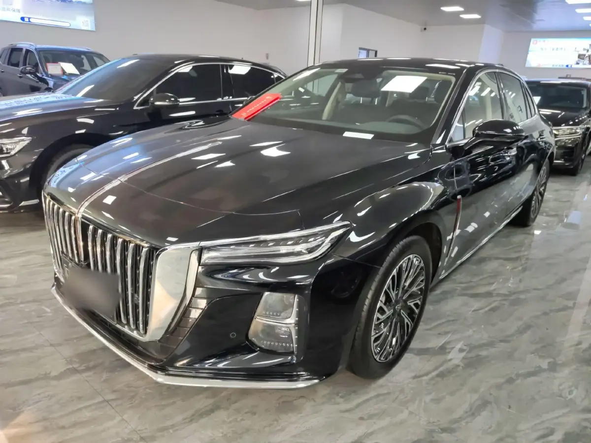 2024 HongQi H5 2.0T 224HP L4 8AT
