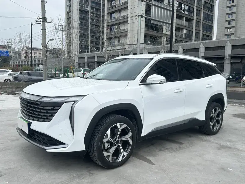 2023 Geely StarRay 1.5T 181HP L4 7DCT