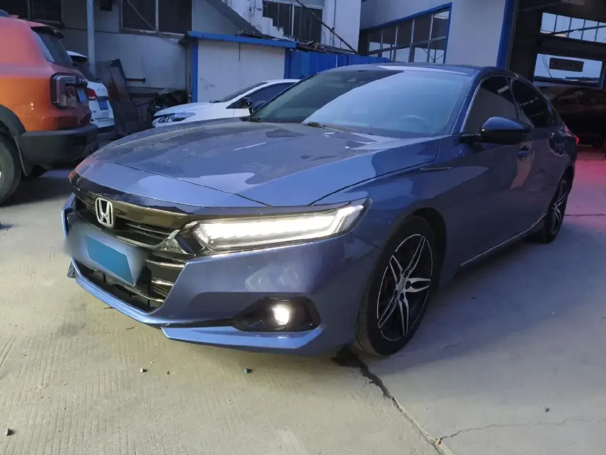 2022 Honda Accord 1.5T 194HP L4 CVT