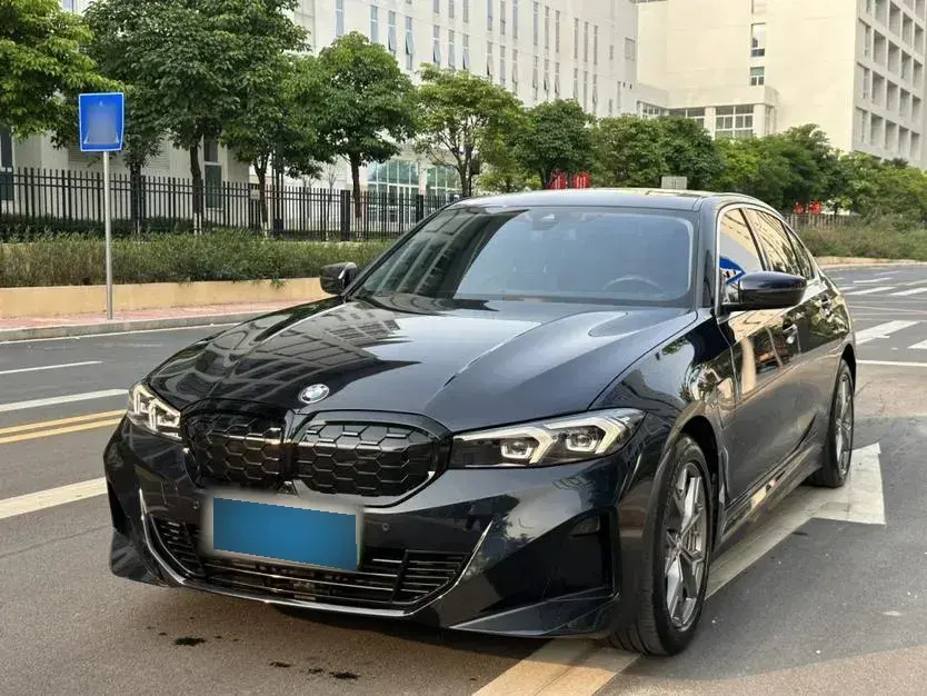 2022 BMW i3 BEV 70KWH