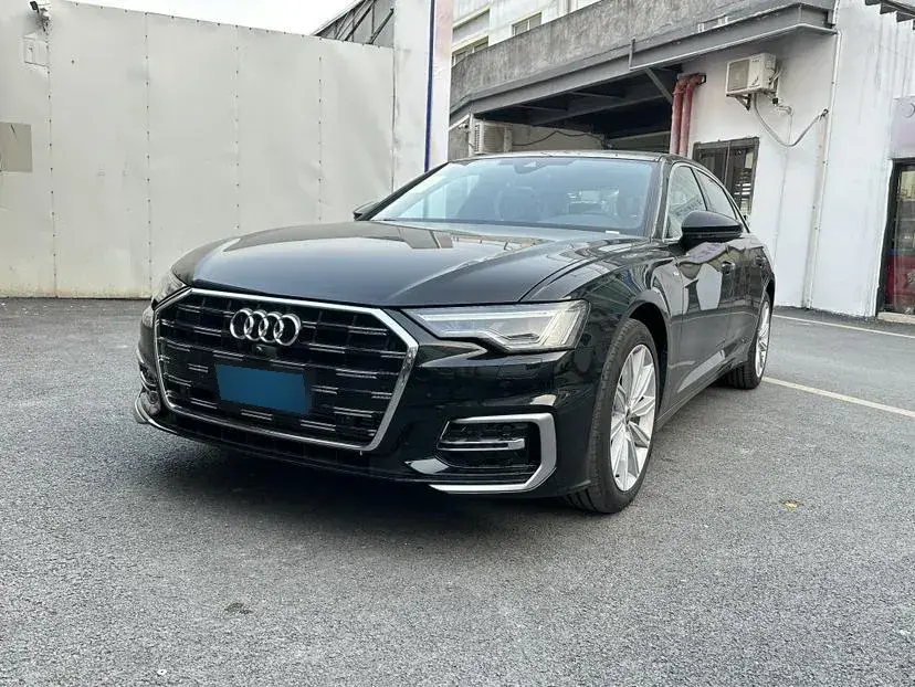 2024 Audi A6L 2.0T 245HP L4 7DCT