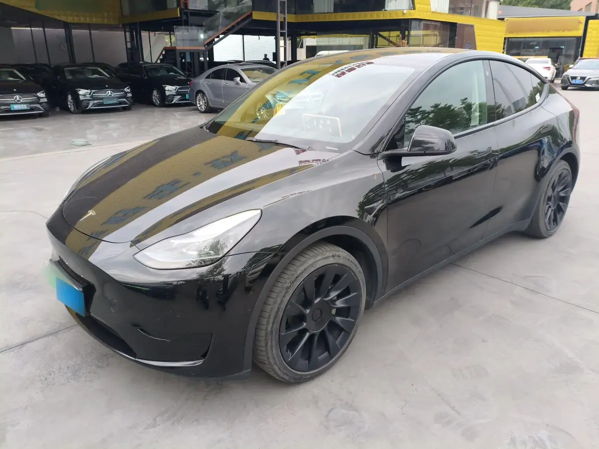 2022 Tesla Model Y BEV 60KWH