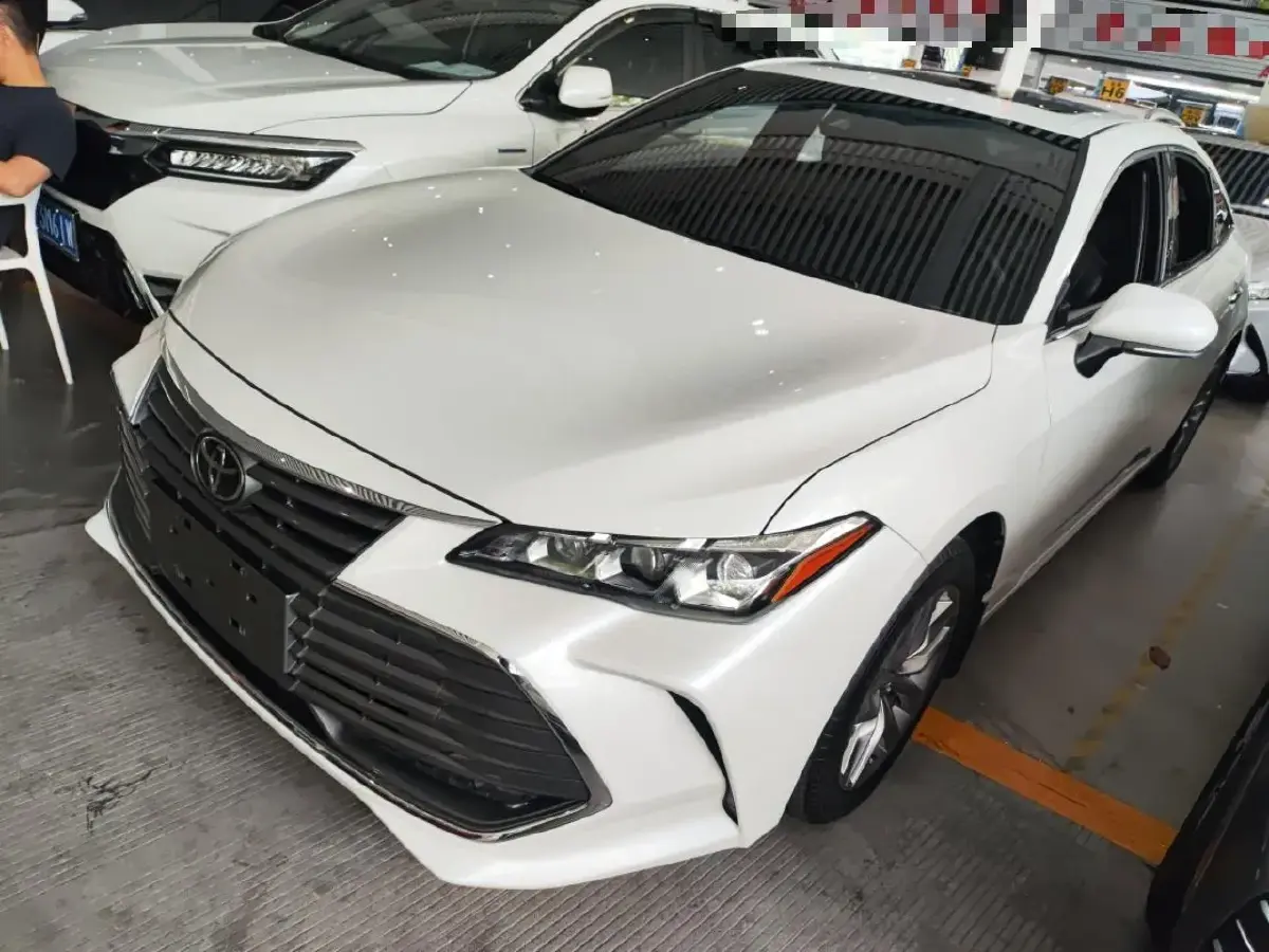 2021 Toyota Avalon 2.5L 209HP L4 8AT